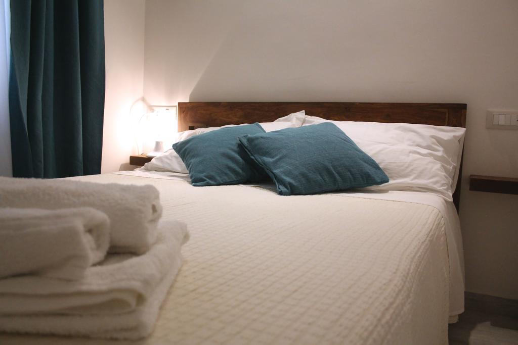 Piazza Martiri Rooms Cagliari Cameră foto