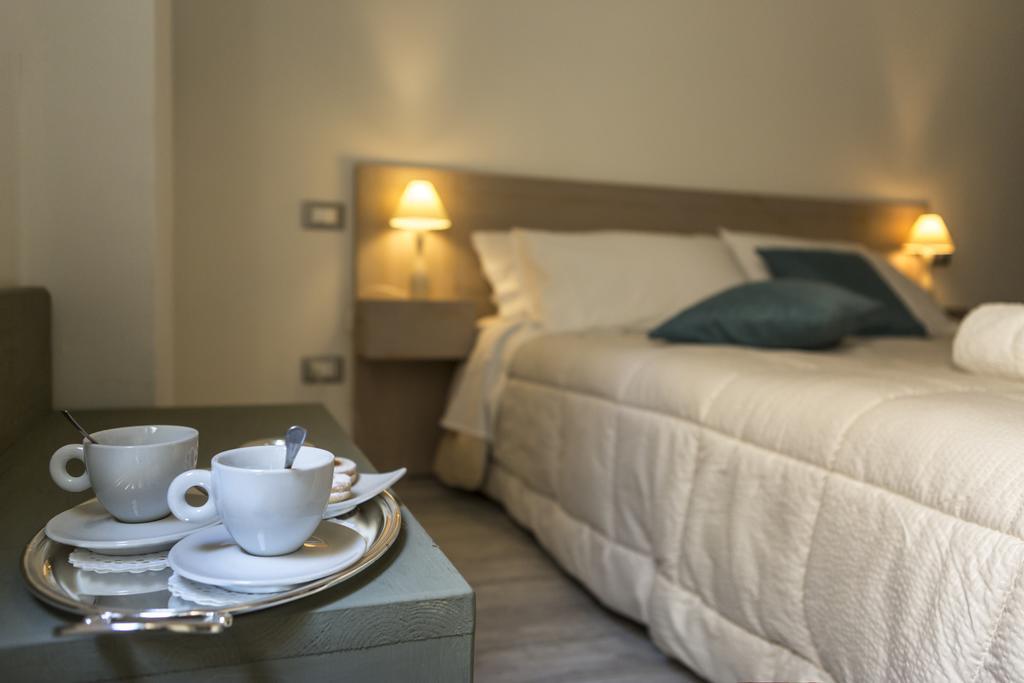 Piazza Martiri Rooms Cagliari Exterior foto